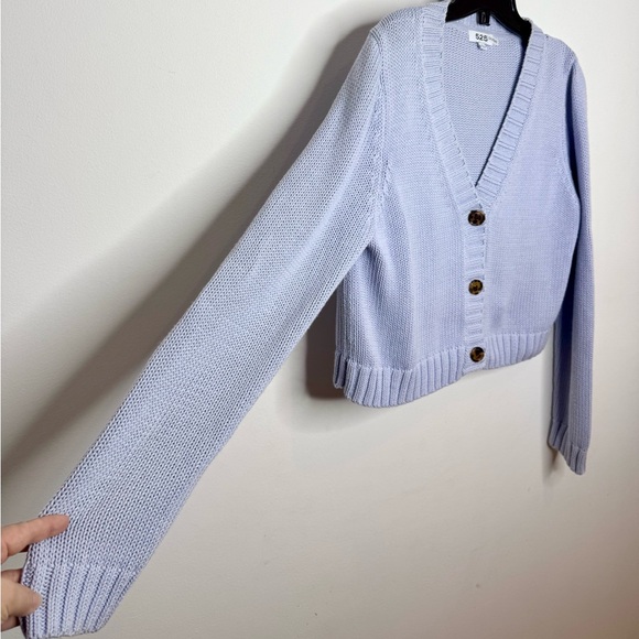 525 America Ribbed V-Neck Cropped Cardigan - Picture 4 of 9